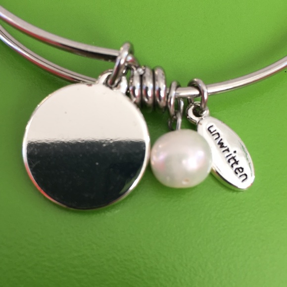 D bracelet silver monogram charm pearl star bangle - Picture 4 of 5